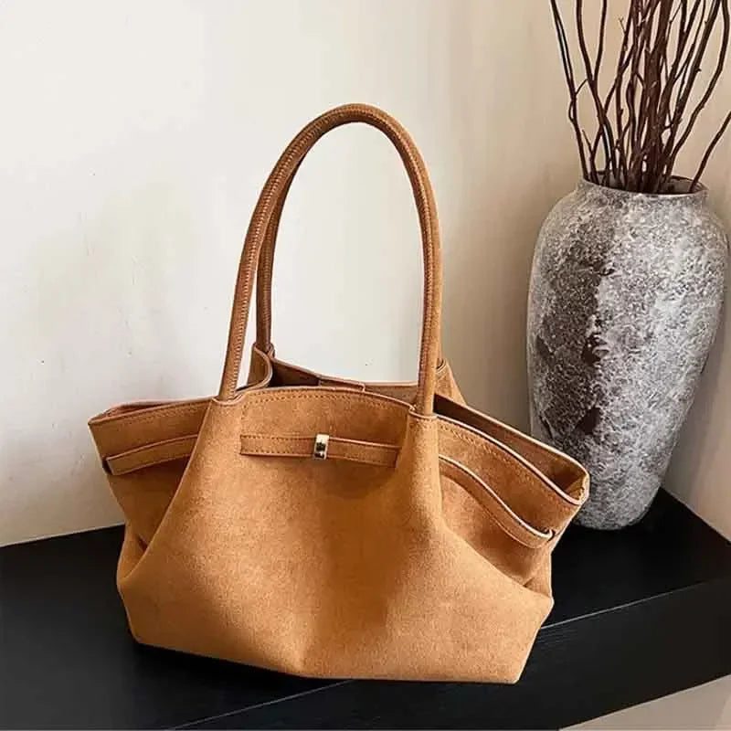 Fashion Women Niche Handbag Multifunctional Trend Large Capacity Shoulder Bag Wedding Tote Commuter Underarm Design 2025 bolsos