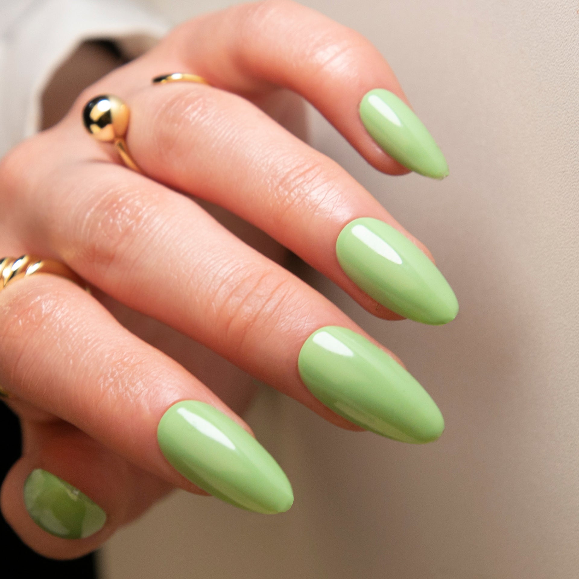 Pure Color Manicure Fake Nails Almond Glossy Wearable