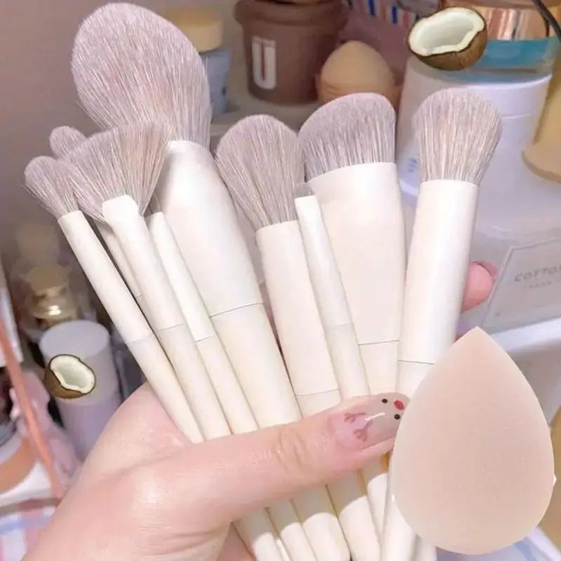 Vegan Makeup Brush Set - Soft Fluffy Kabuki & Blending Brushes for Foundation, Contour & Baking, Cruelty-Free Salon Tools