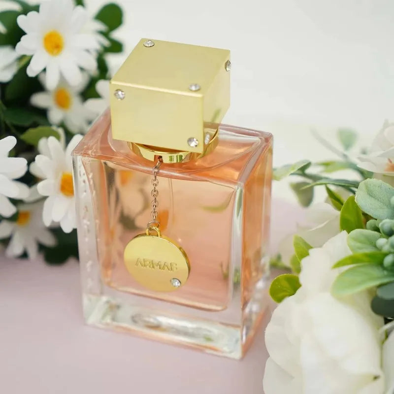 Armaf Club De Nuit Women Eau de Parfum Spray 105 ML Original Arab Perfumes Lasting Fruit Floral Pheromone Perfume 3.6 Ounce